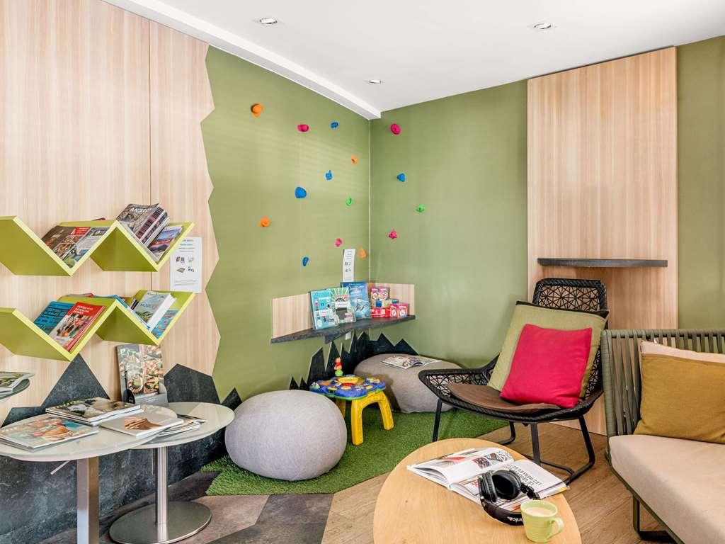 Готель Ibis Styles Annecy Centre Gare Зручності фото