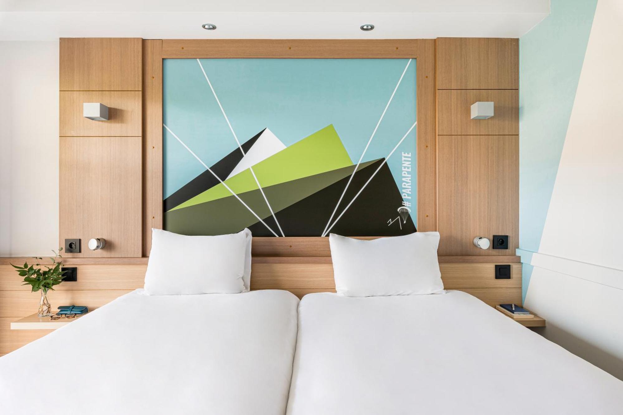 Готель Ibis Styles Annecy Centre Gare Екстер'єр фото